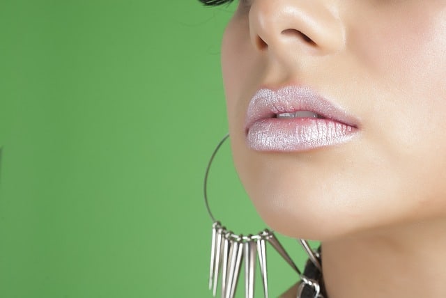 קורס פיגמנט שפתיים לאיפור קבוע עבור קוסמטיקאיות או כל מי שמעוניין להתמקצע בתחום האיפור הקבוע 